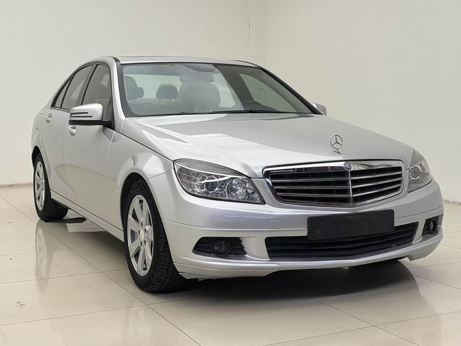 Mercedes-Benz C-Class 2010