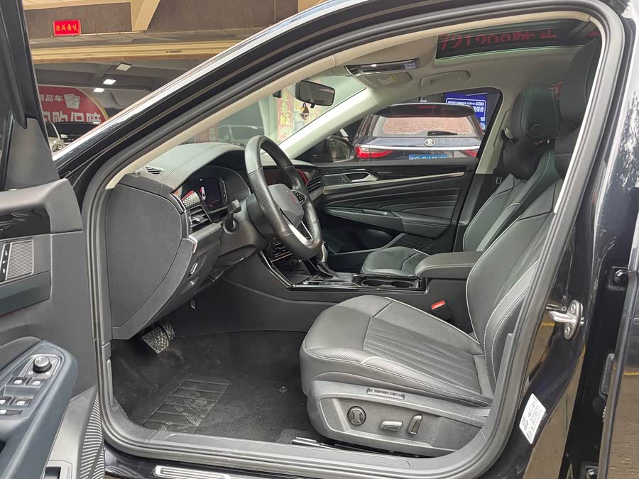 Volkswagen Passat 2022