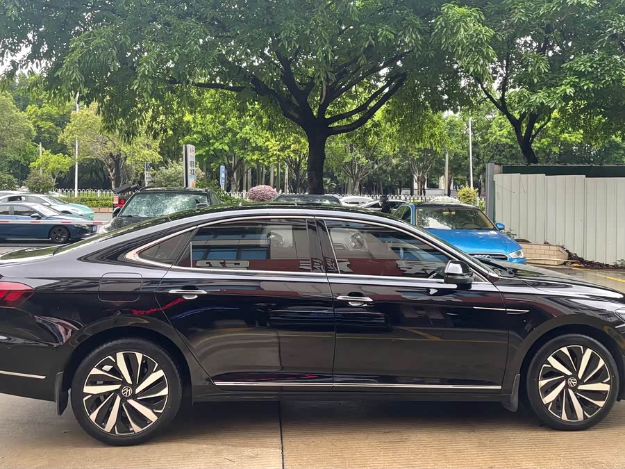 Volkswagen Passat 2022