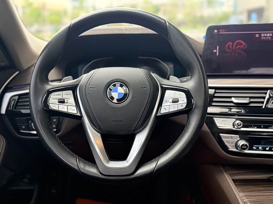 BMW 5 Series 2021 — фото 15