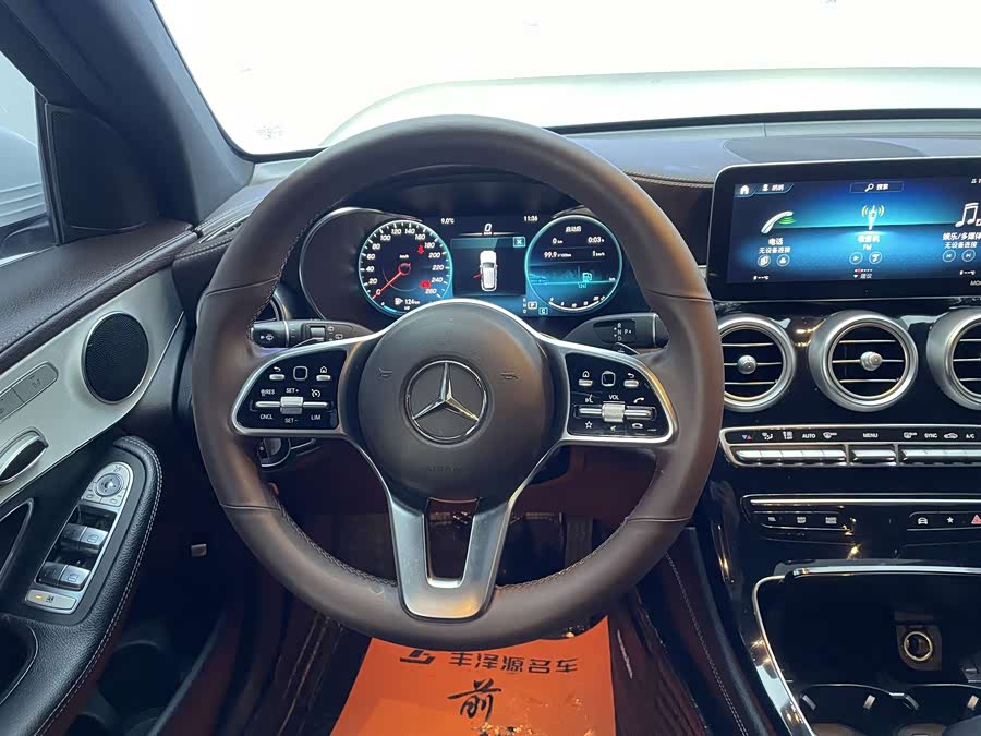 Mercedes-Benz GLC 2021 — фото 10