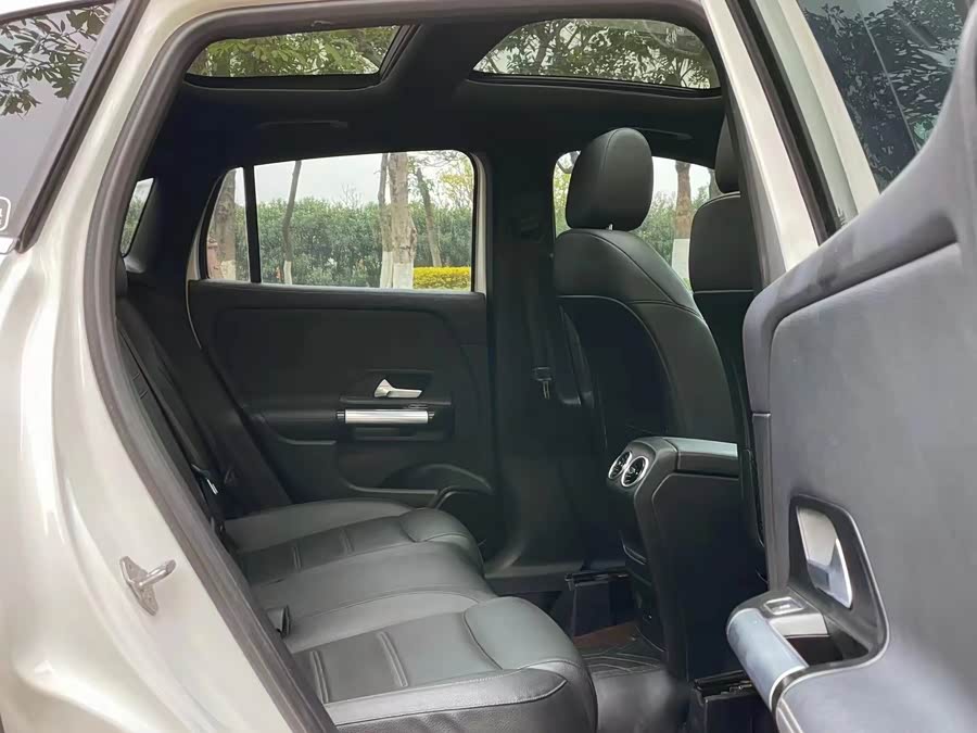 Mercedes-Benz GLA 2020