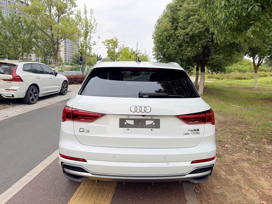 Audi Q3 2023