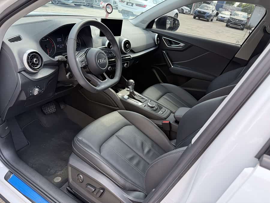 Audi Q2L 2022