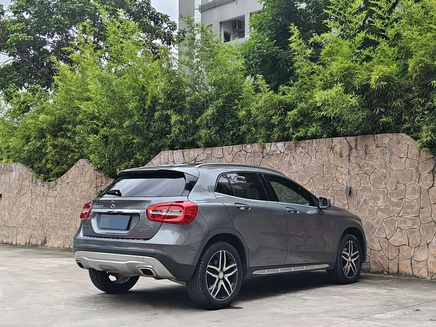 Mercedes-Benz GLA 2016