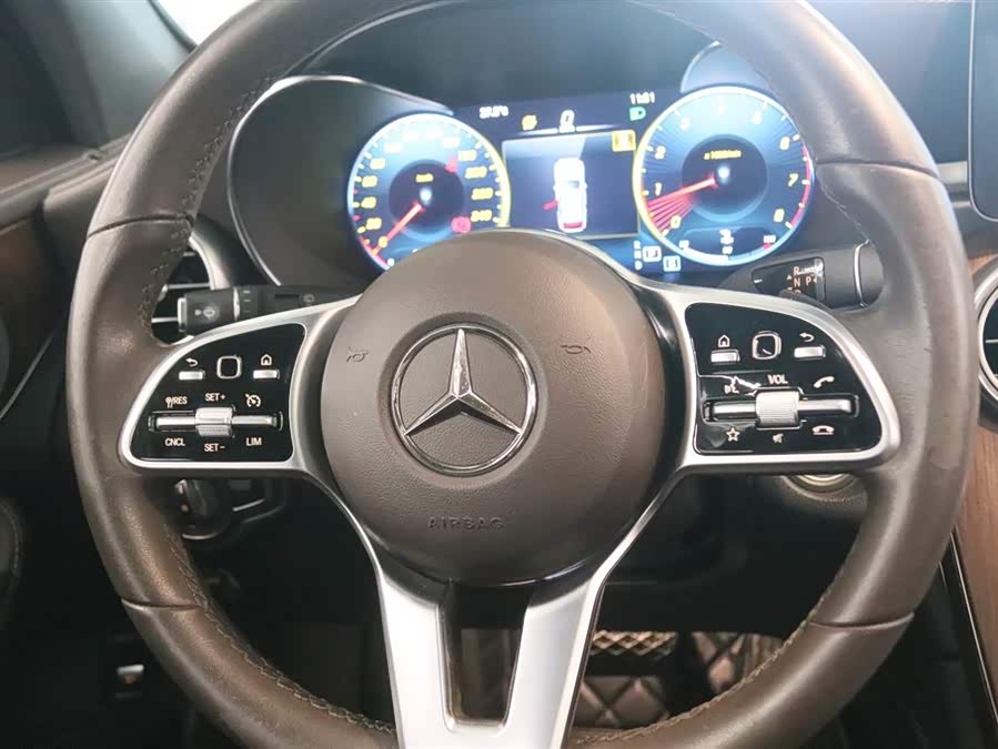 Mercedes-Benz GLC 2021