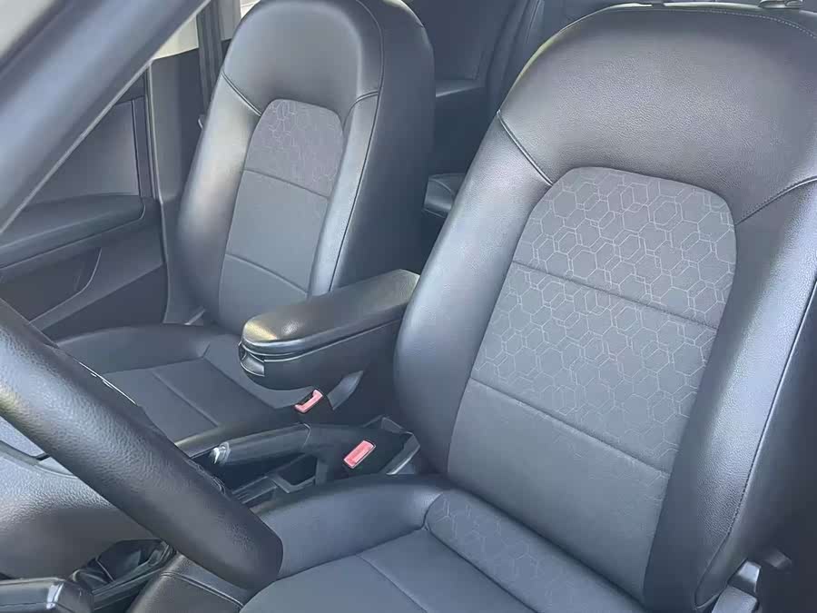 Volkswagen Santana 2013