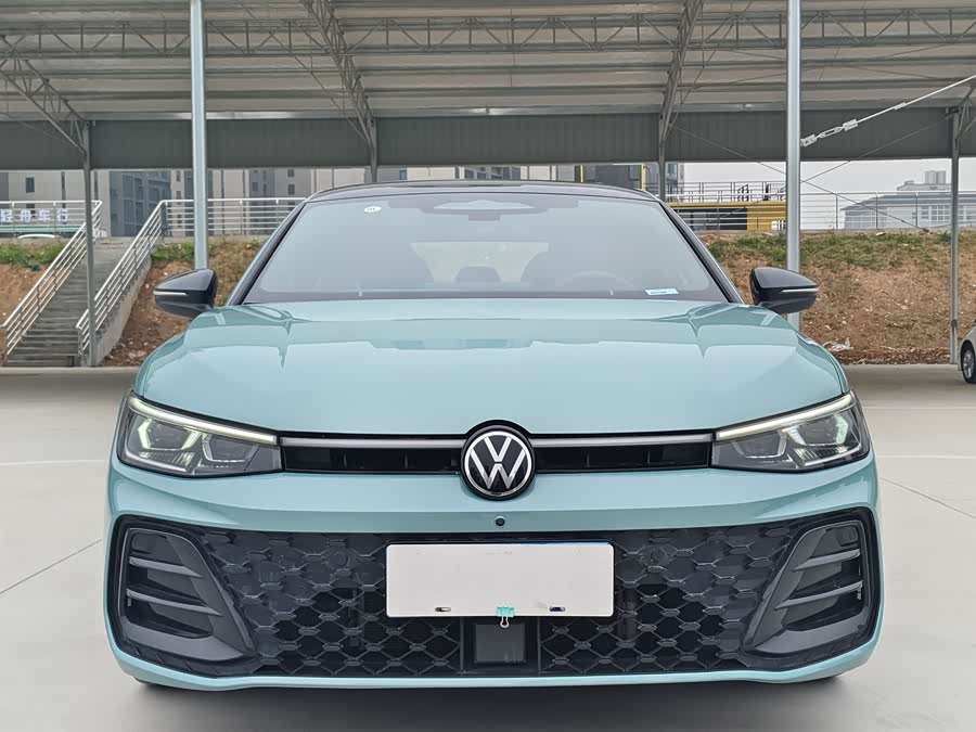 Volkswagen Passat 2025