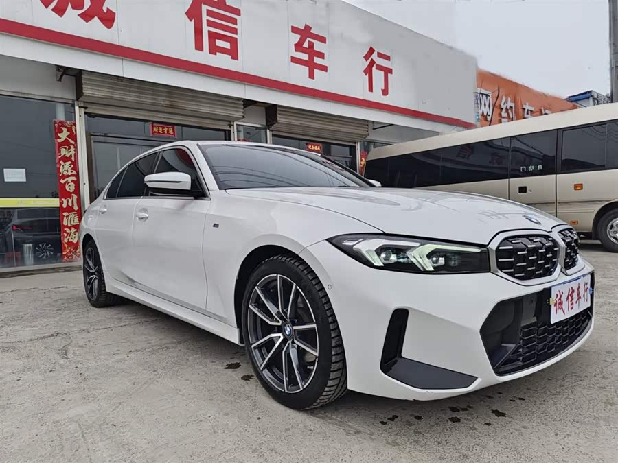 BMW 3 Series 2023