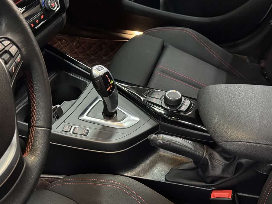 BMW 1 Series 2015 — фото 14