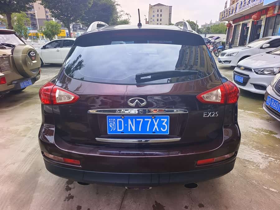 Infiniti EX 2011