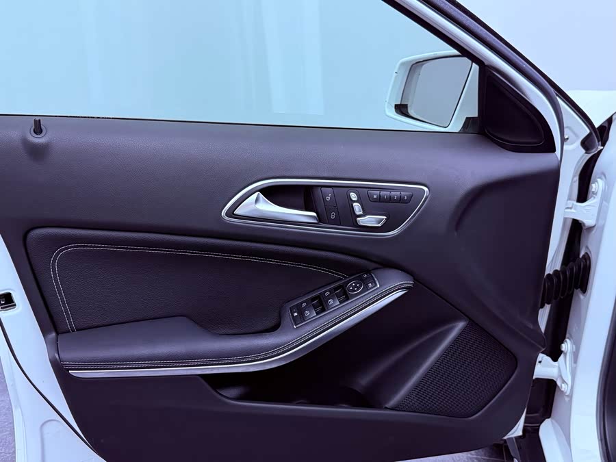 Mercedes-Benz GLA 2018 — фото 8