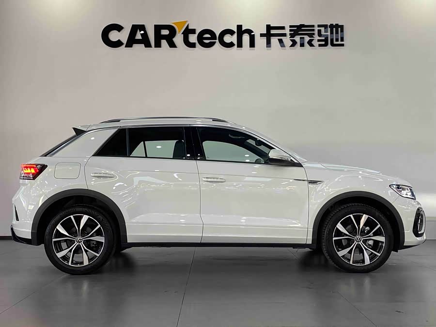 Volkswagen T-Roc 2025