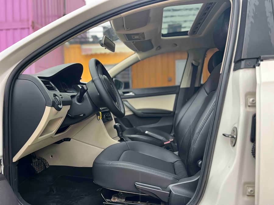 Skoda Rapid 2013