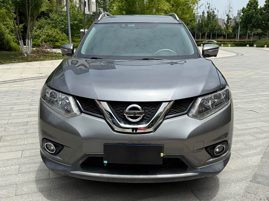 Nissan X-Trail 2015