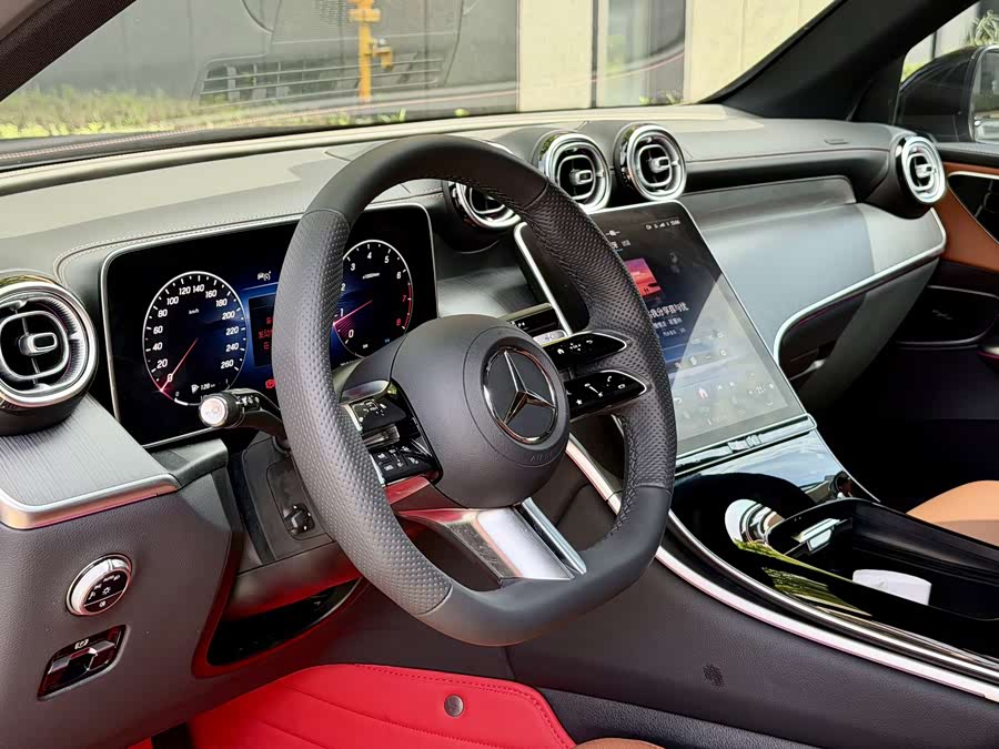 Mercedes-Benz GLC 2023 — фото 13
