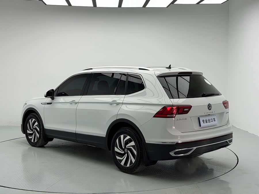 Volkswagen Tiguan L 2023