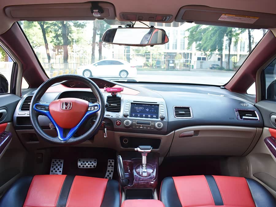 Honda Civic 2009 — фото 14