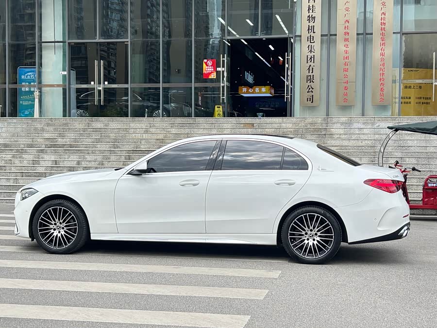 Mercedes-Benz C-Class 2023
