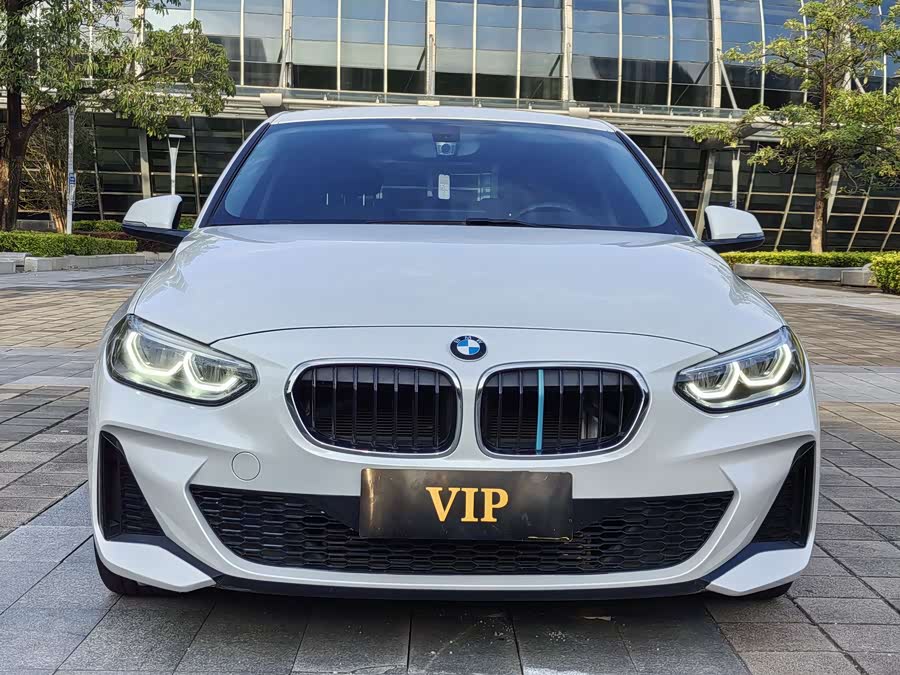 BMW 1 Series 2021