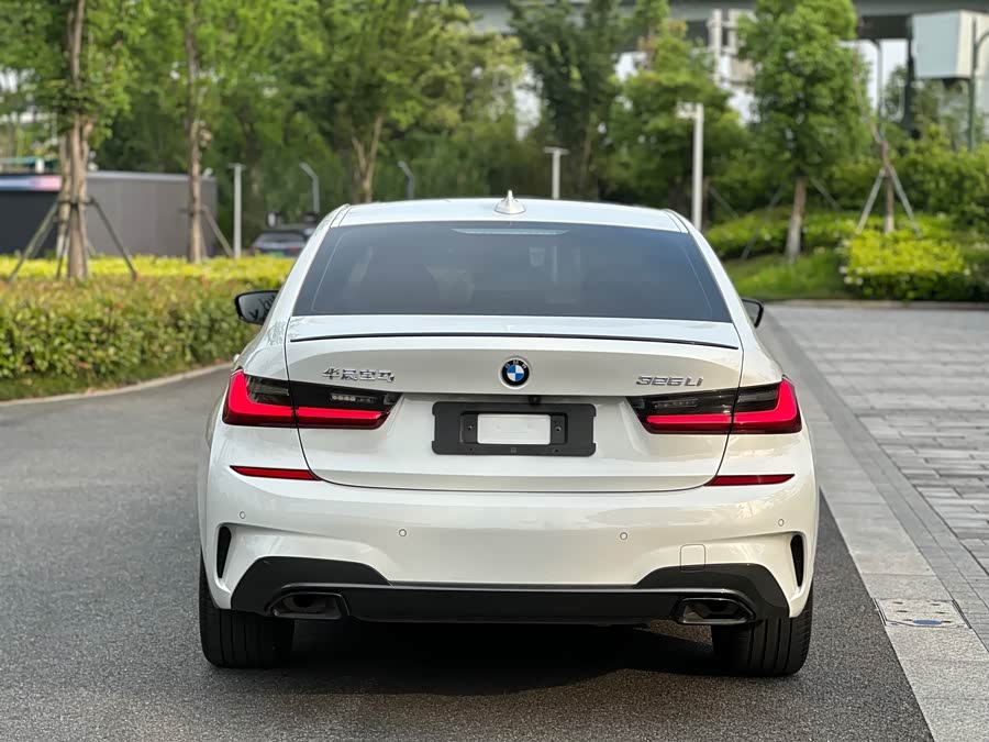 BMW 3 Series 2022