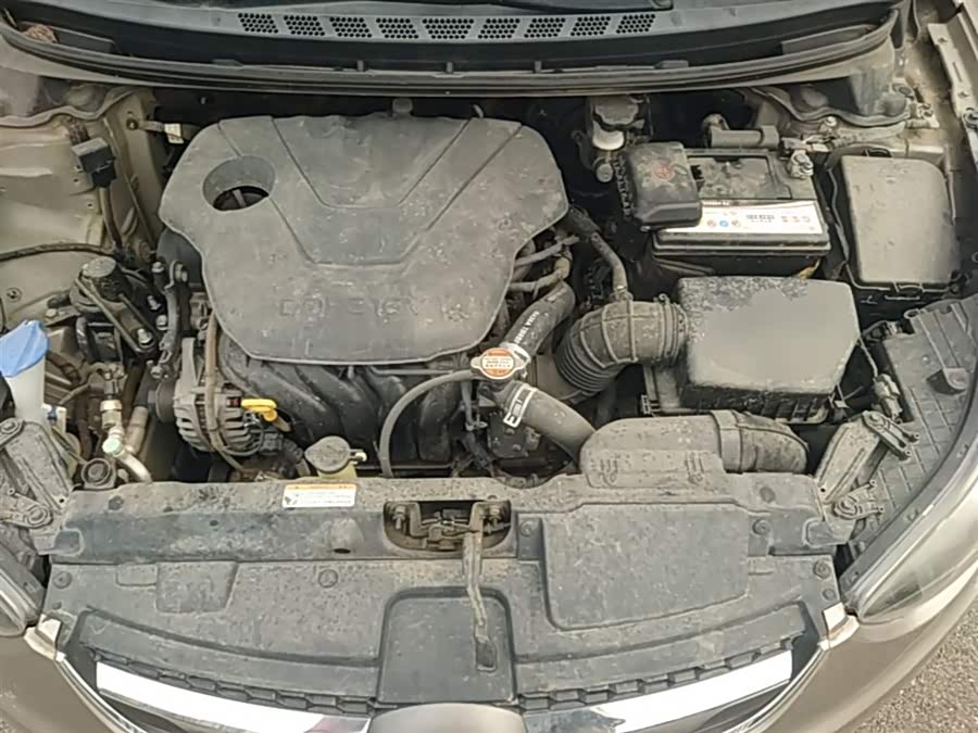 Hyundai Elantra Langdong 2015 — фото 20