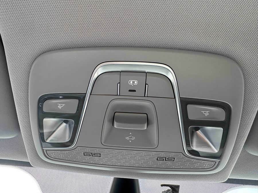 Geely Vision X3 2021 — фото 14