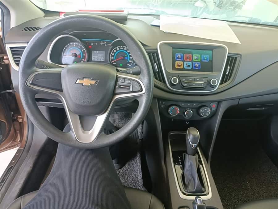 Chevrolet Cavalier 2018 — фото 10