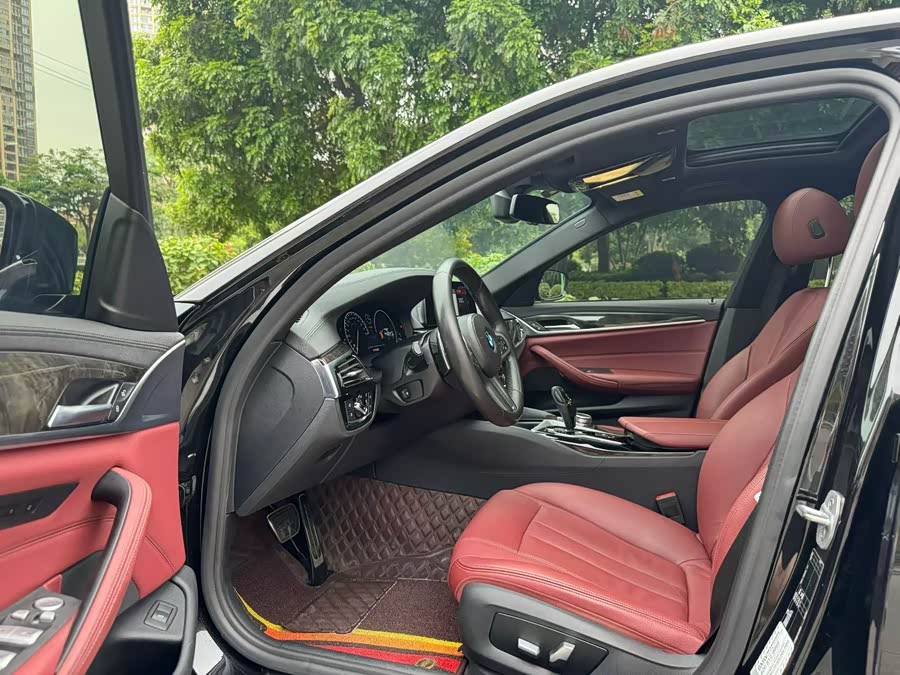 BMW 5 Series 2019