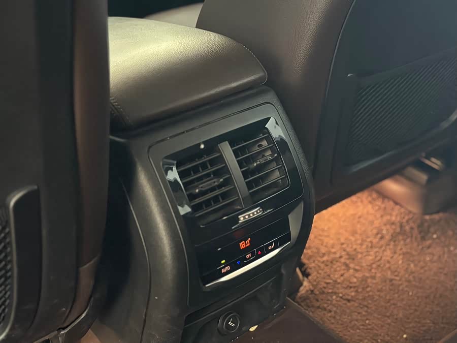 BMW X3 2018 — фото 10