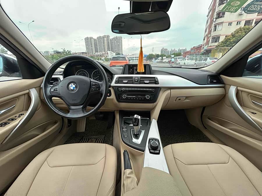 BMW 3 Series 2015