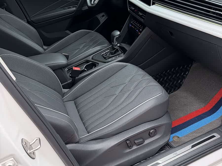Volkswagen Tiguan L 2022
