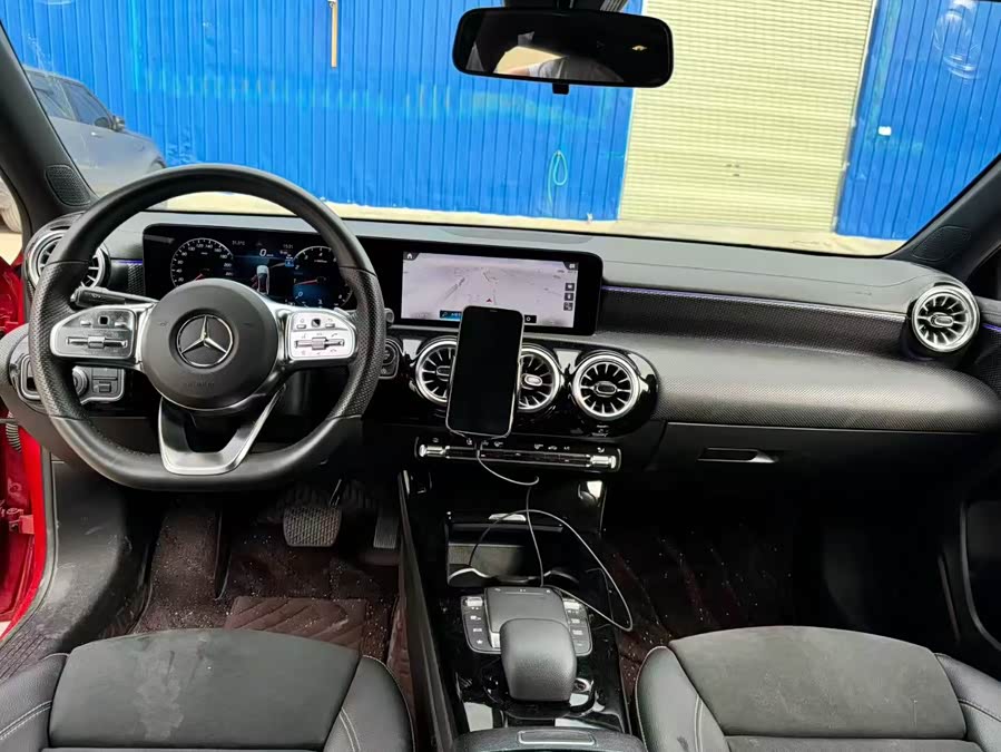 Mercedes-Benz A-Class 2022 — фото 9