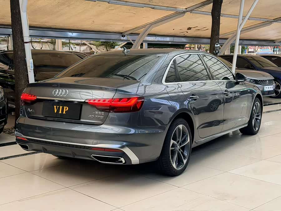 Audi A4L 2020