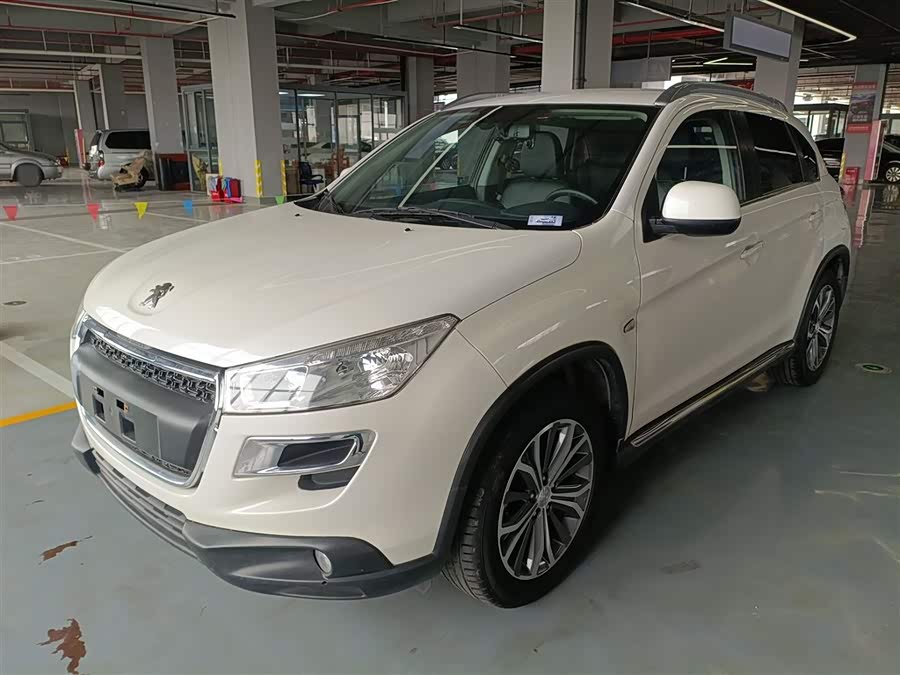 Peugeot 4008 2013