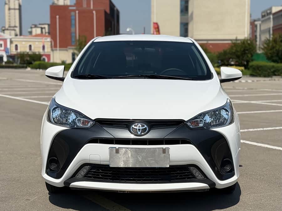 Toyota Yaris L 2016