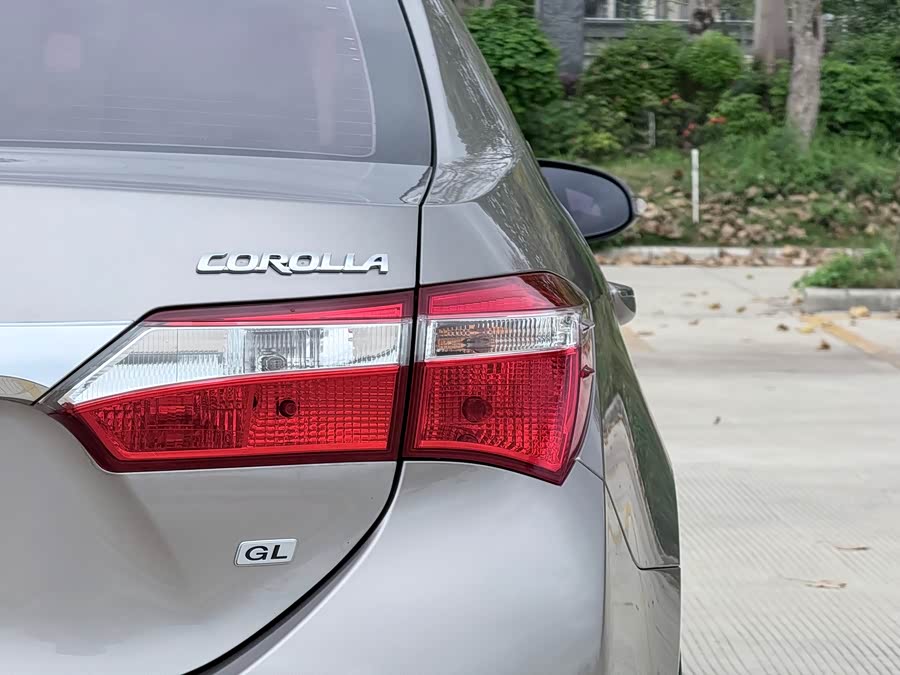 Toyota Corolla 2014 — фото 18