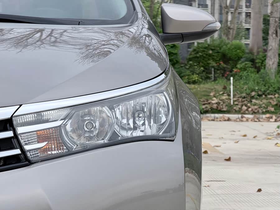 Toyota Corolla 2014 — фото 17