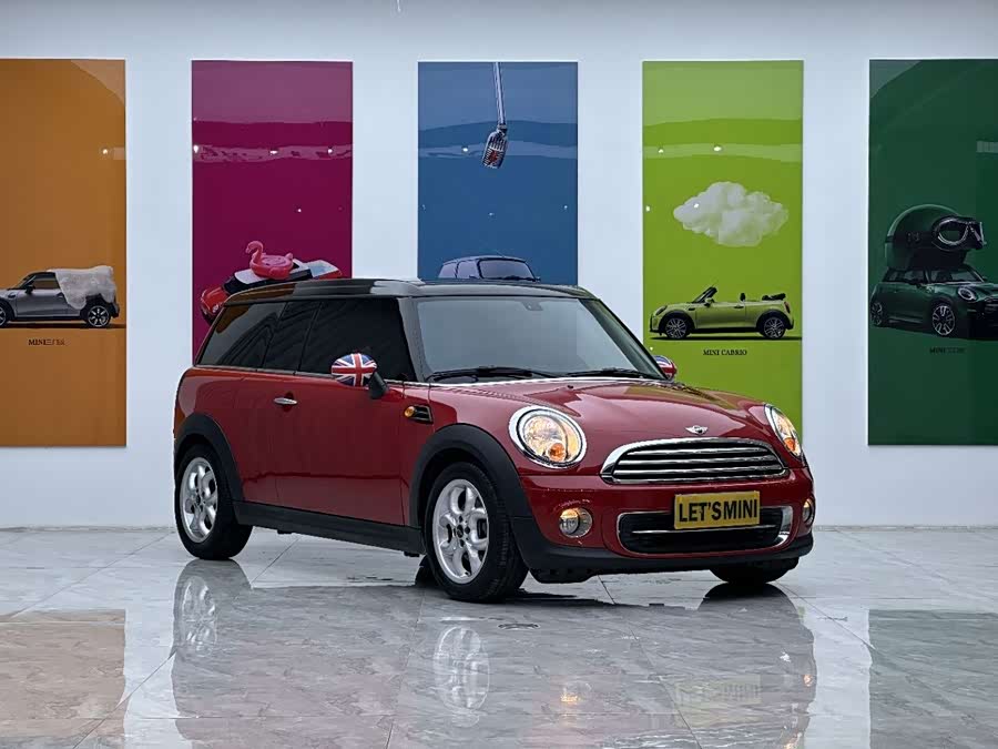 MINI Clubman 2011