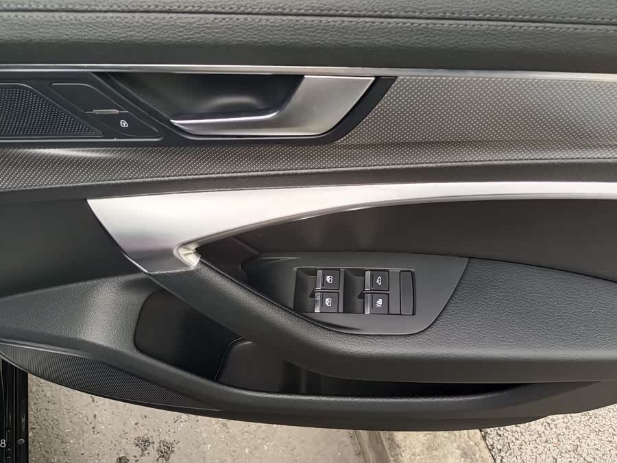 Audi A6L 2019