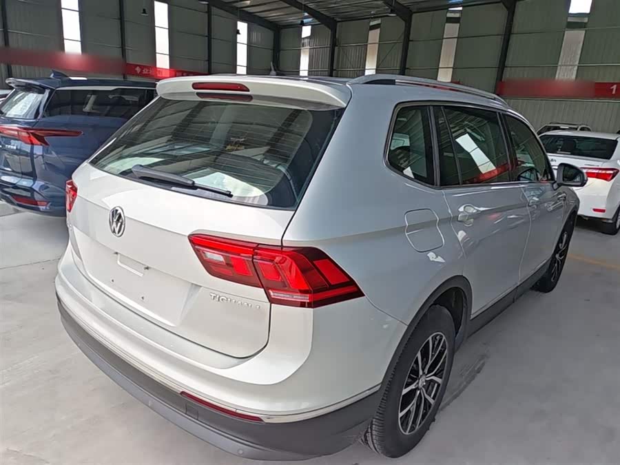 Volkswagen Tiguan L 2018