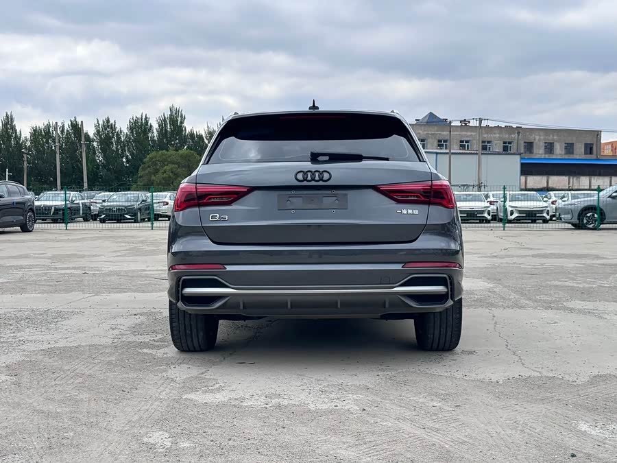 Audi Q3 2023