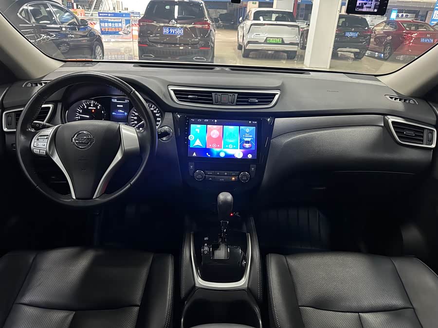 Nissan X-Trail 2014