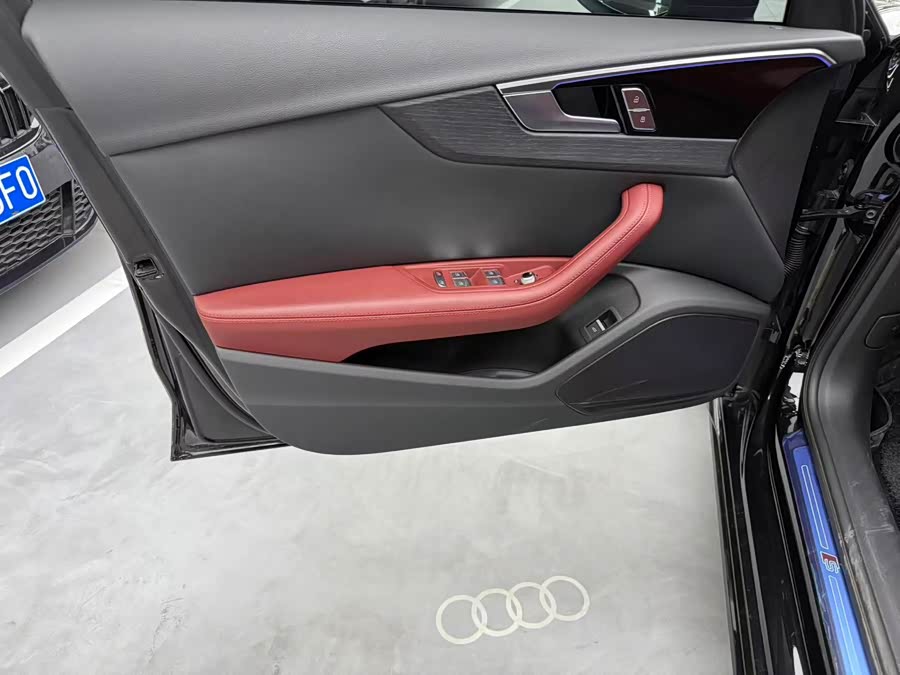 Audi A4L 2025