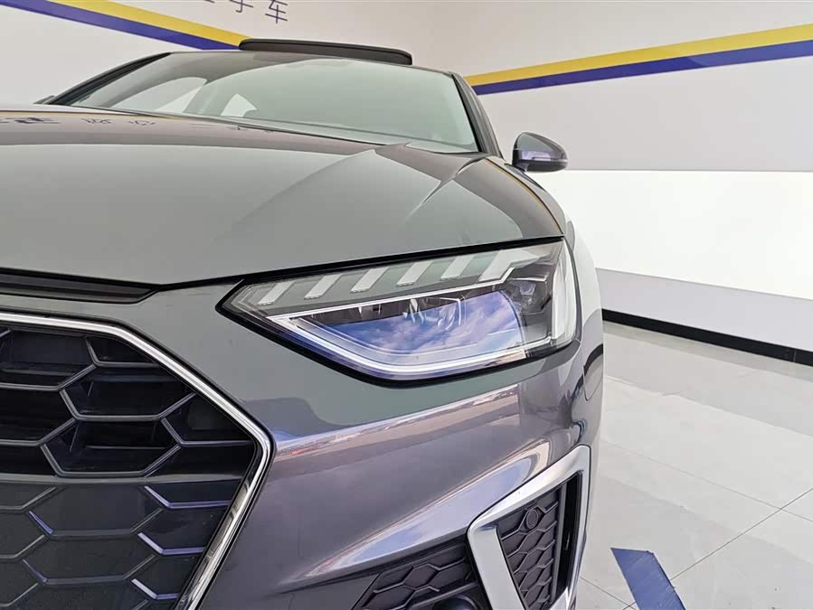 Audi A4L 2020