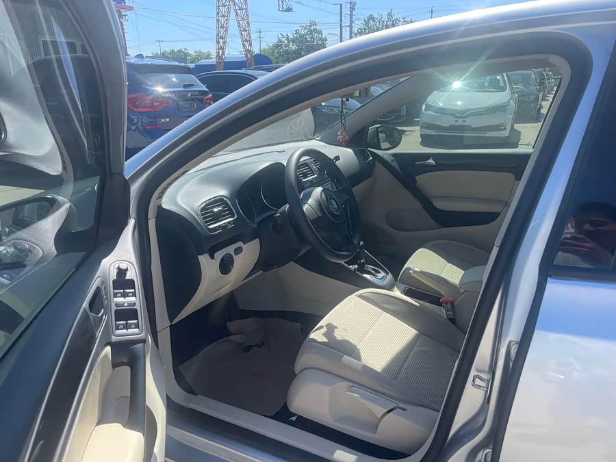 Volkswagen Golf 2010