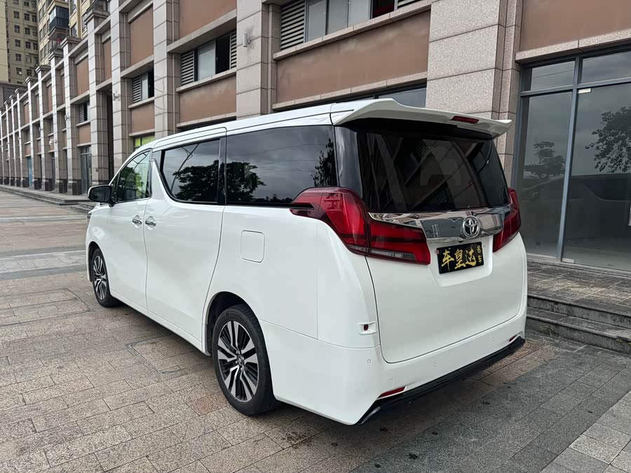 Toyota Alphard 2018