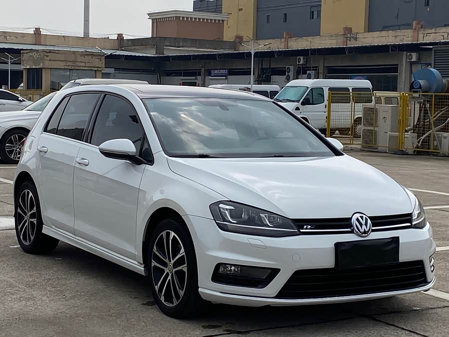 Volkswagen Golf 2016