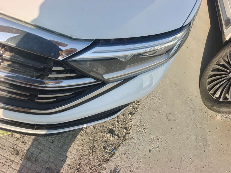 Volkswagen Sagitar 2022