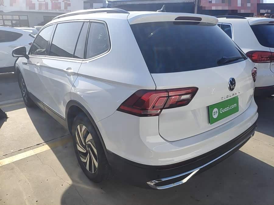 Volkswagen Tiguan L 2022